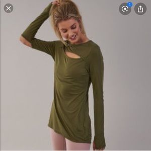 GYMSHARK CUT-OUT LONG SLEEVE